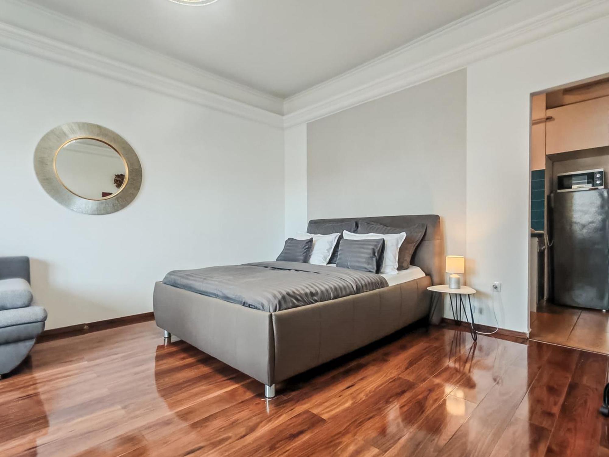 Amora Homes Breathless Panorama Synagogue Elegant Attic Free Parking Reservation Needed Apartmán
